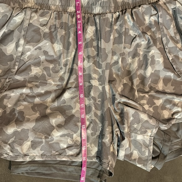 Camouflage Jogger Pants - Picture 7 of 8